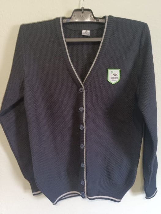 Кофта и безрукавка, школьная форма.