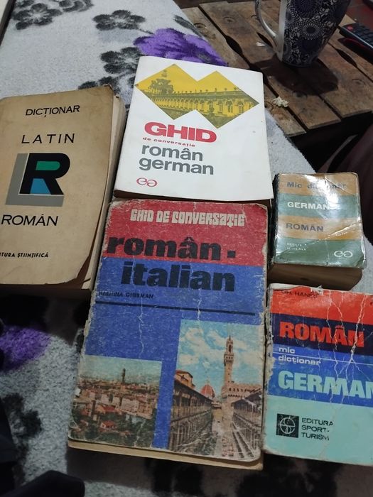 Doua mici dicționare roman german ..un altul ghid de conversație roman