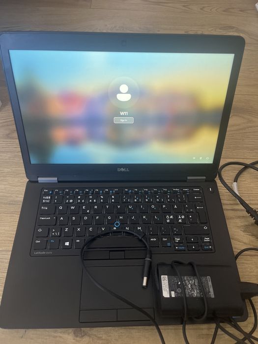Dell Latitude E5470 ; i5 6200U ; 8 GB RAM ; SSD m2 256 GB