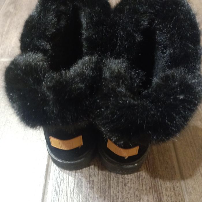 Продам уги женские