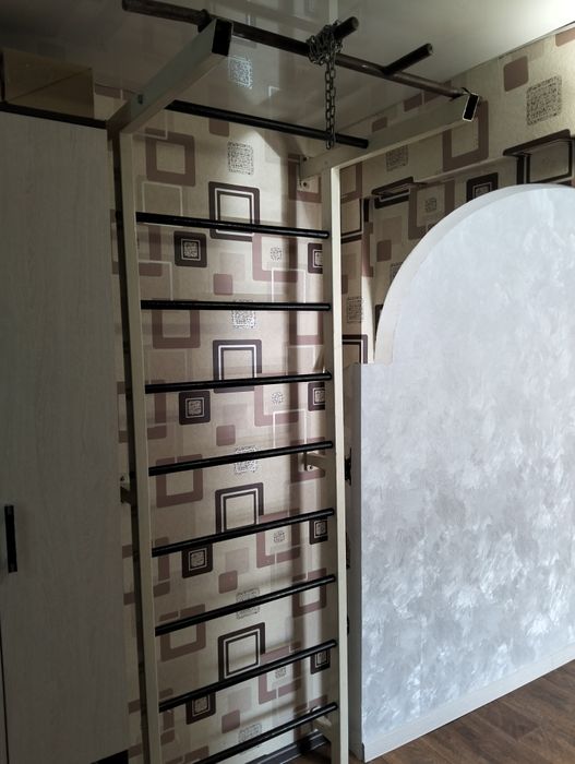 Тренажерная стенка, турникет