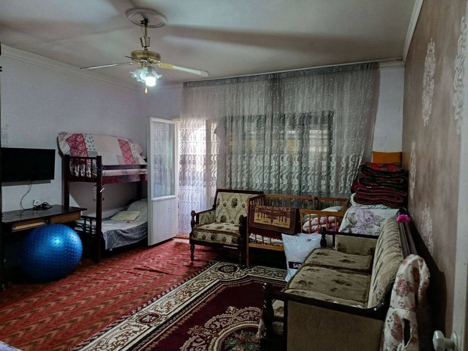 Срочно Квартира на Дружба Народов 2/9/9 общ пл 60м Отдельный вход