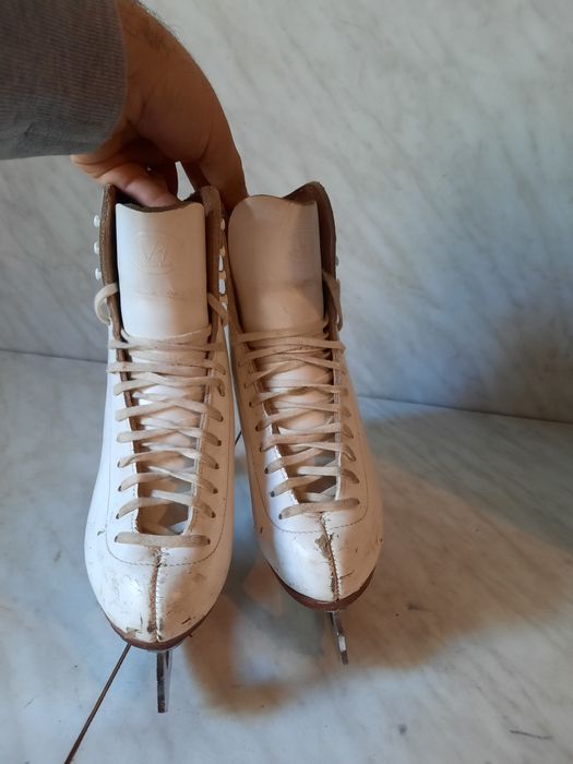 Patine gheata 23 profesionale patinaj artistic Riedell piele marime 37