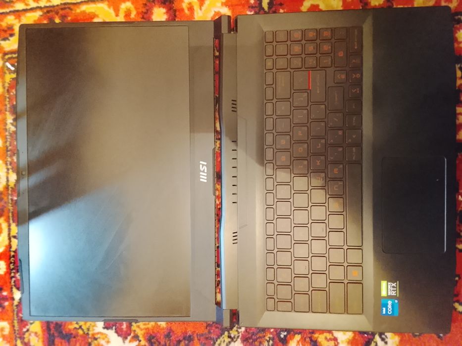 Игровой ноутбук MSI Katana