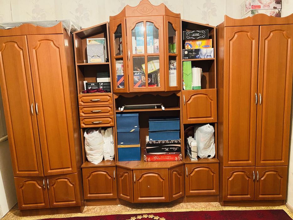 Гарнитура сатылады