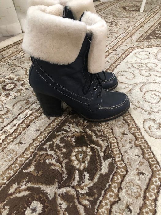 Продаю ботинки