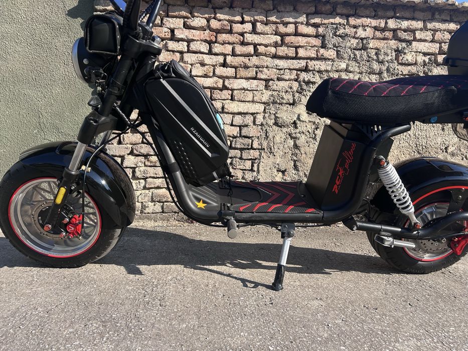 Скутер в перфектно състояние CITYCOCO