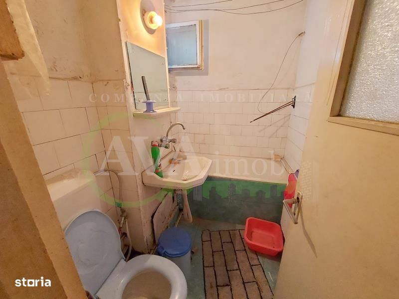 Apartament 3 decomandate, parter, 2 bai, zona Cornisa