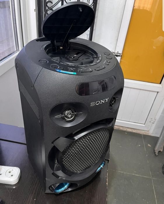 Музыкальный центр Sony MHCV02