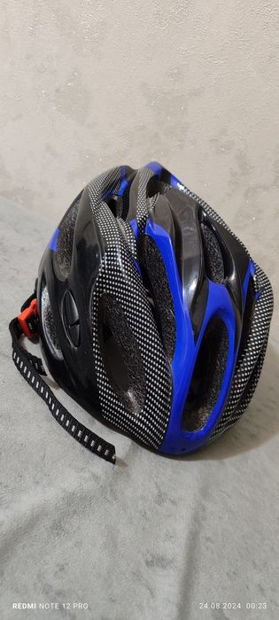 Велосепедистный шлем