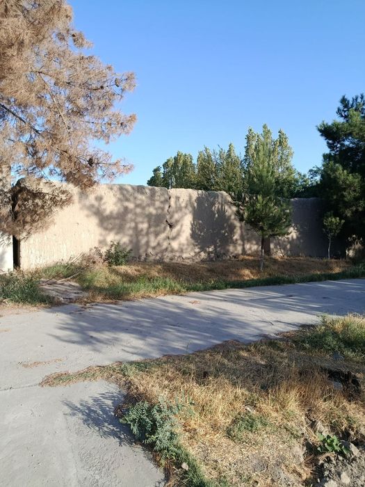 Ер Участка сотилади.