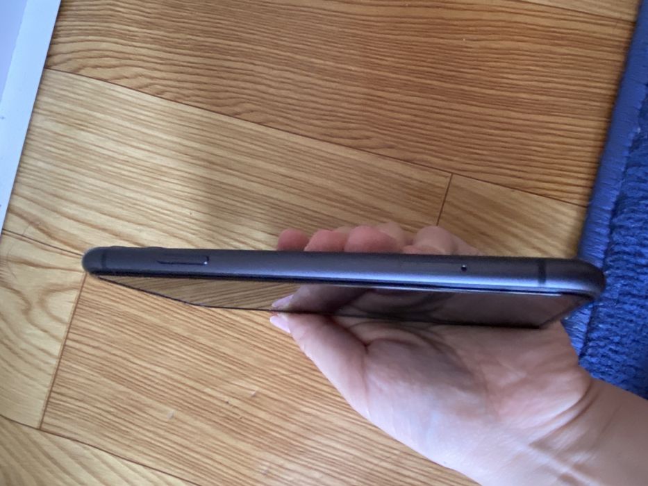 Apple IPhone 11 64gb