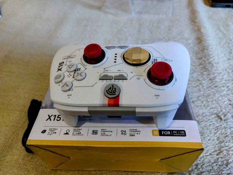 Безжичен геймпад EasySMX X15 Starfield Android/PC/iOS/Switch, НОВ!!!