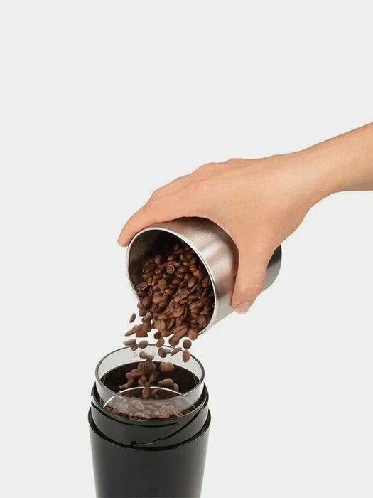 Кофемолка DeLonghi KG200 с ротационным ножом и чашей 90 гр