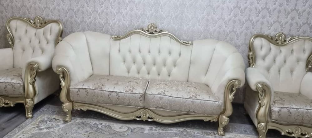 продаёться диван и  кресло состояние новое