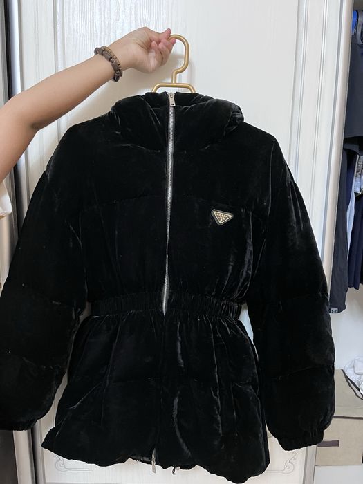 Женская верхняя одежда