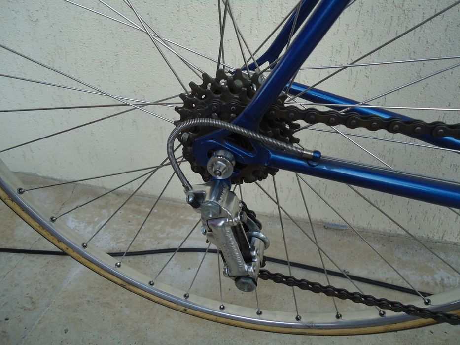 Bicicleta cursiera OLMO