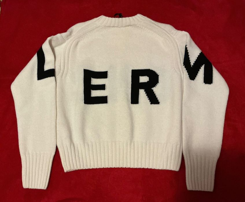 Bluza dama moncler alba cu scris pe ea