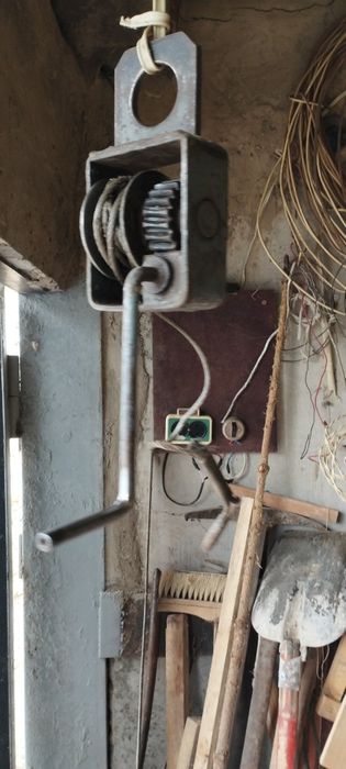 Продам лебедку-подьемник