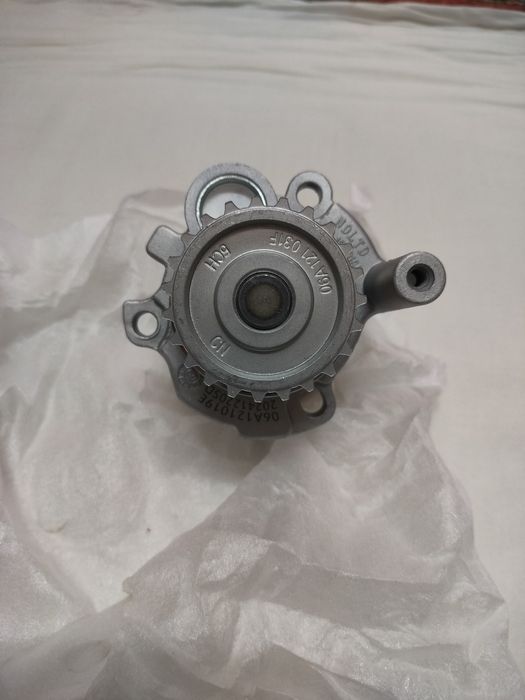 Помпа (насос охлаждения) пассат б5