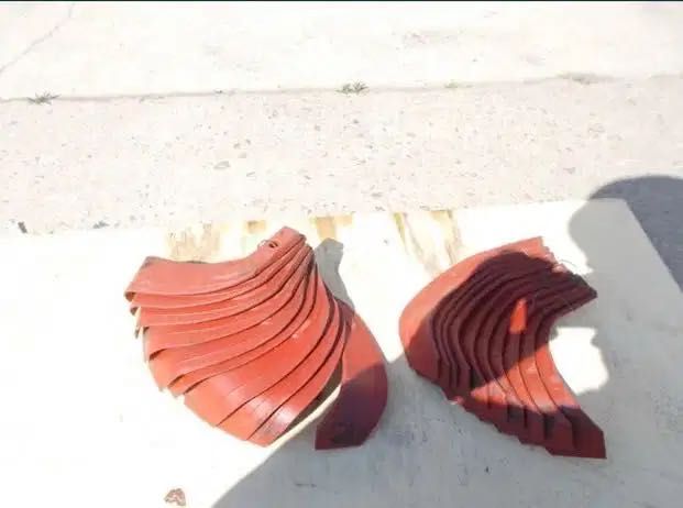 Cutite pentru cositoare si cutite pentru freza