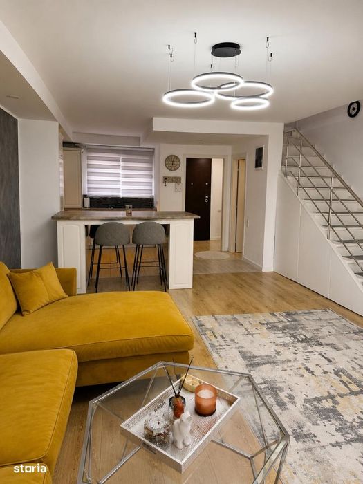 Vilă tip duplex de închiriat în Cosmopolis