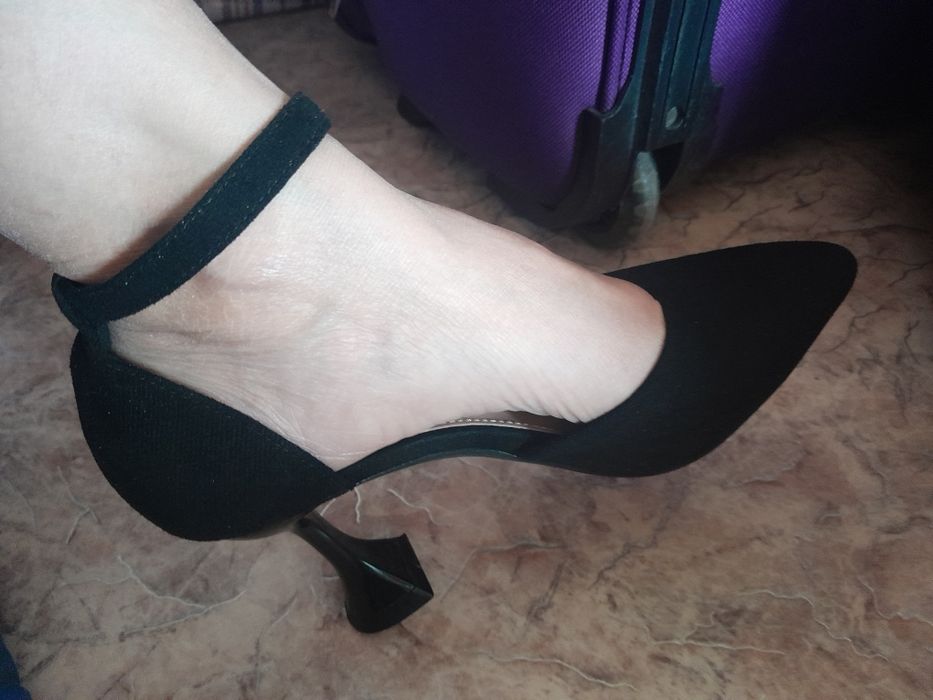 Продам бу недорого туфли