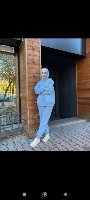 Sport uslubdagi Dvoyka qalin nachosli