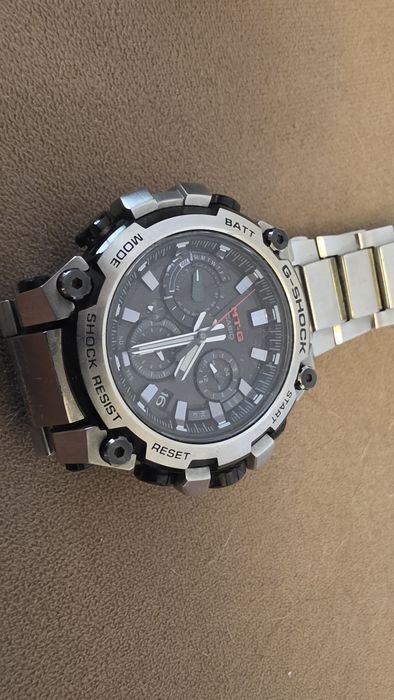 Продавам Casino G-Shock MTG-B3000D