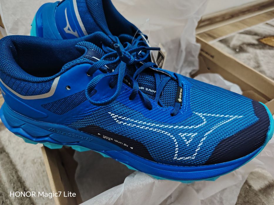 Mizuno ibuki gore-tex