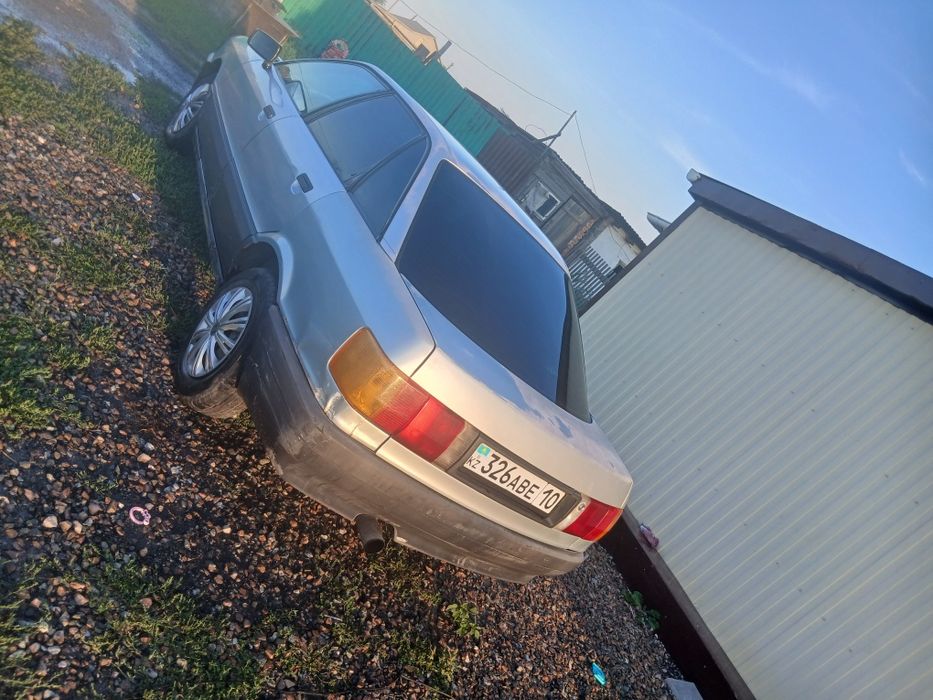 Продам машину ауди 80