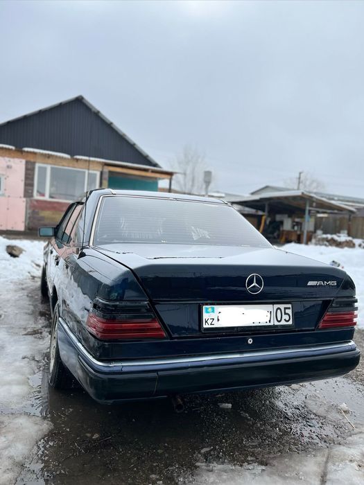 Мерседес бенз 124