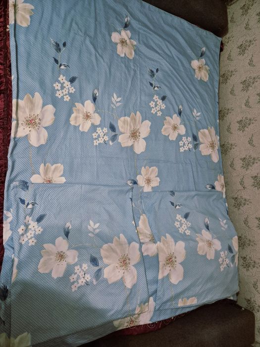 Продам простыни б/у, 100% хлопок.