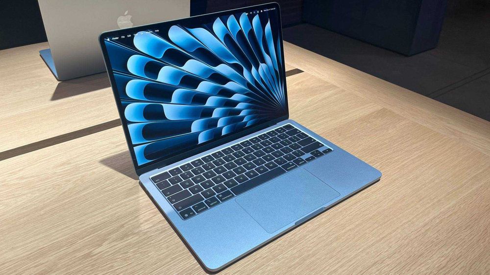 Mac Book Air M5 13'6 inch Sky Blue