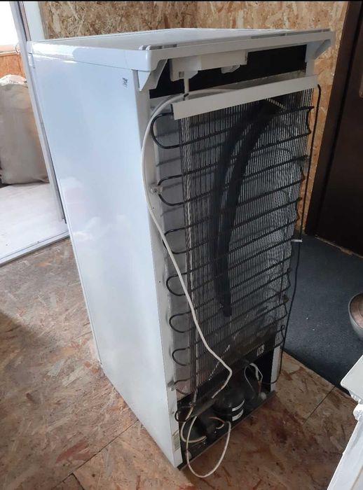 Продам морозильную камеру