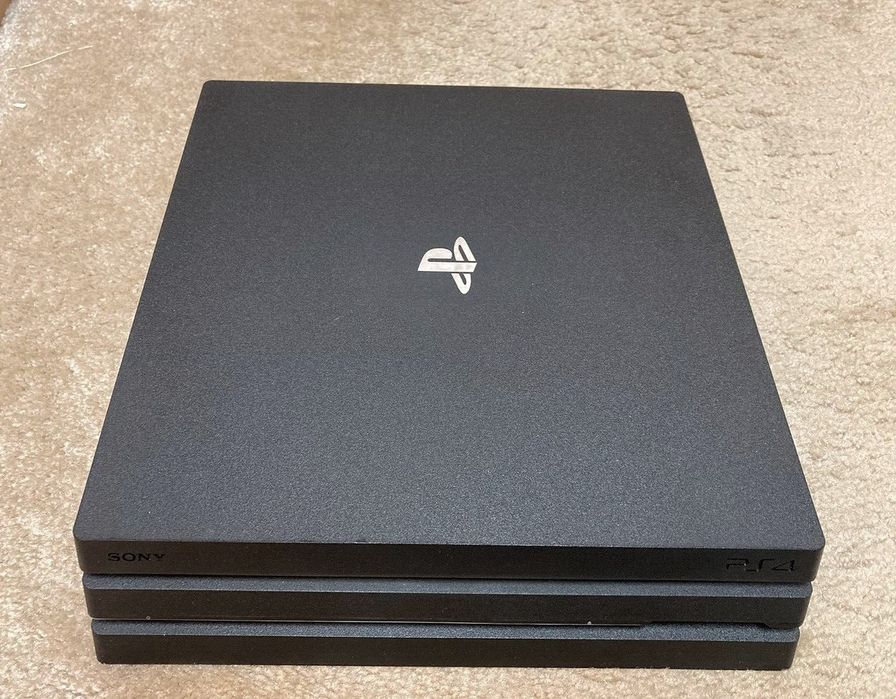 Playstation 4 PRO 1TB HEN VZLOM