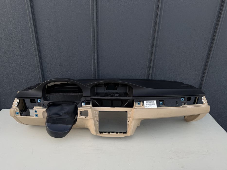 Plansa bord Bmw seria 3 e90 e91 e92 e93 Navi