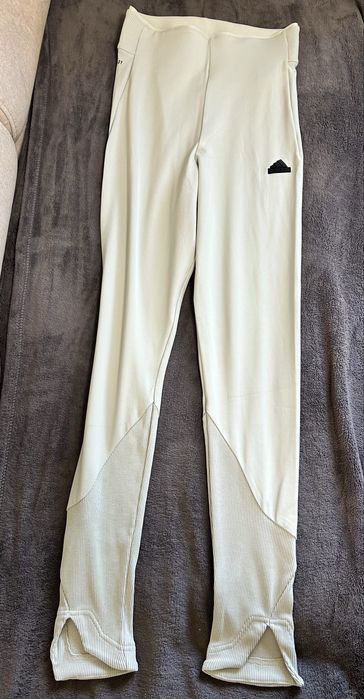 Дамски клин Adidas  ZNE XS размер