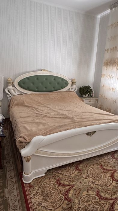 Спальний гарнитур