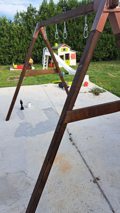 Детска люлка дървена