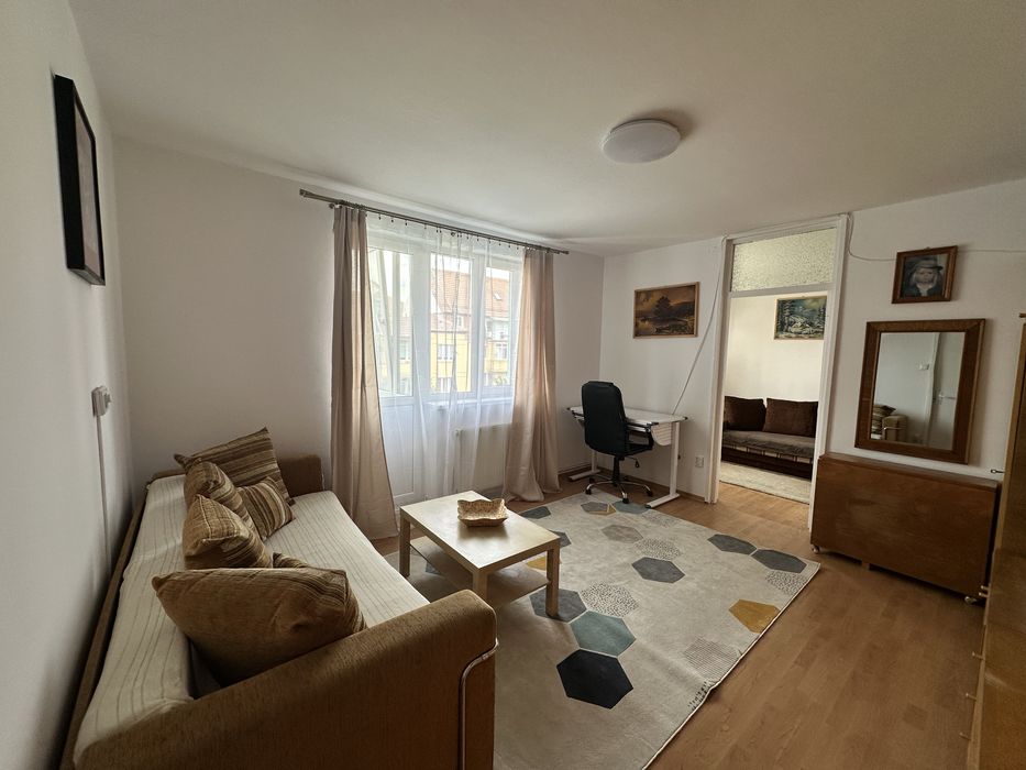 Apartament 2 camere zona cedonia