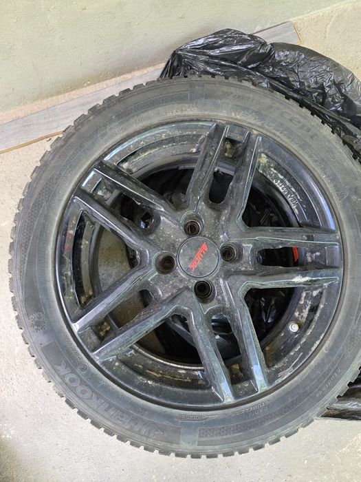 Vând/ Schimb 4 jante de aliaj Renault Dacia Kia Hyundai etc 4x100 R16 (6,5Jx16 ET 46 CB 63.3) cu 4 cauciucuri iarnă Hankook