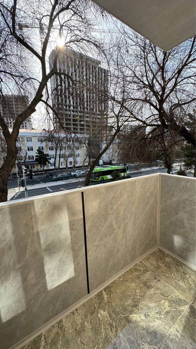 Шота Руставели 1/3/5 кирпич ЕВРО мебель+техника Срочно 30квм