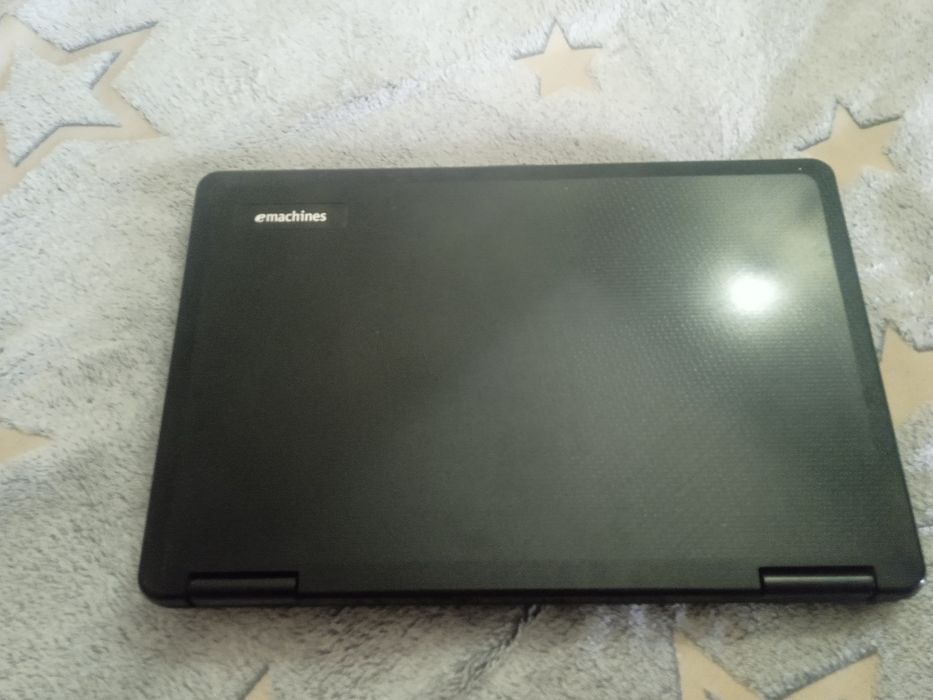 Ноутбук emachines