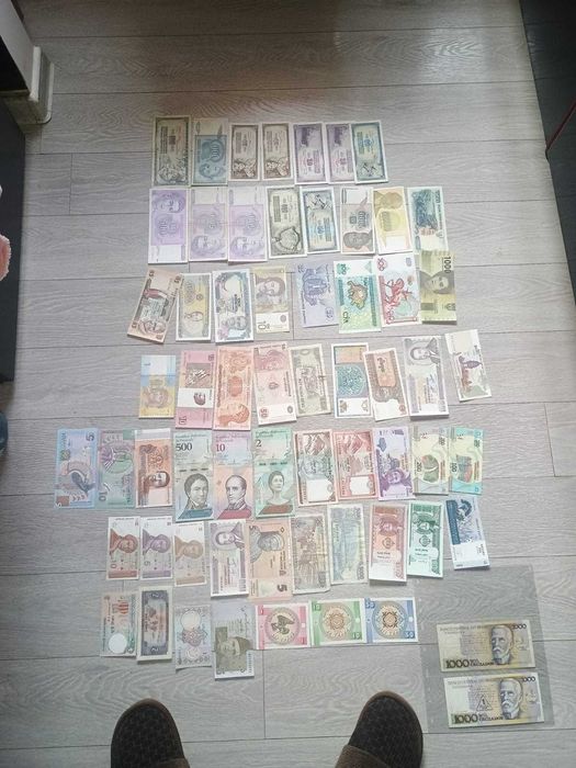 bancnote  diferite tari