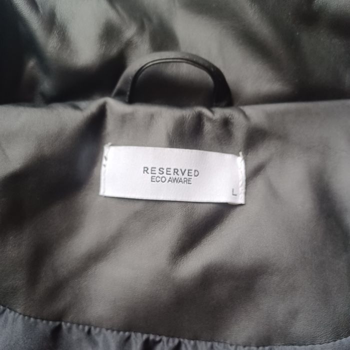 Дамски елек Reserved
