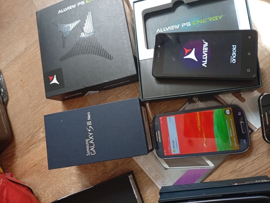 De vânzare ! Samsung S 3 Neo !