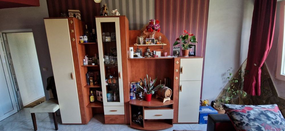 Секция (кафяво бяла)