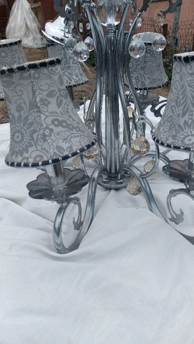 Люстра  шестирожковая