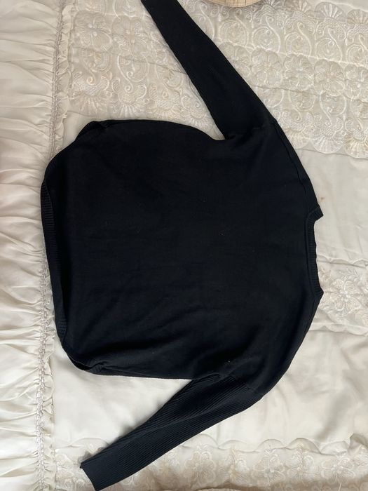 Продам кофты и куртку в отличном состоянии